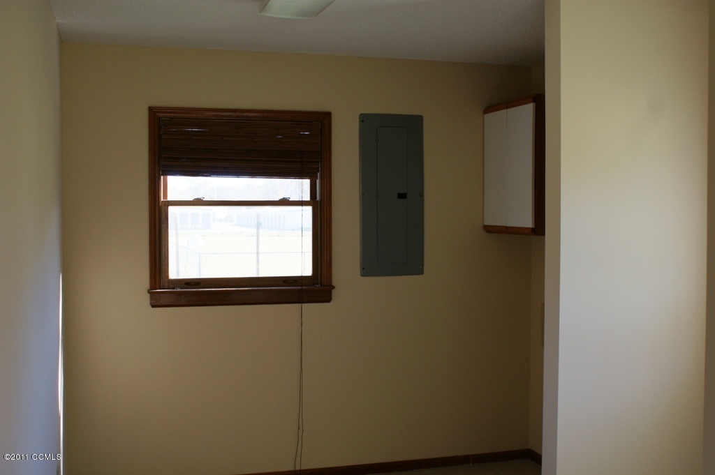 167 Peletier Loop Road Swansboro, NC 28584 - Photo 10 of 29 Washer and Dryer Area