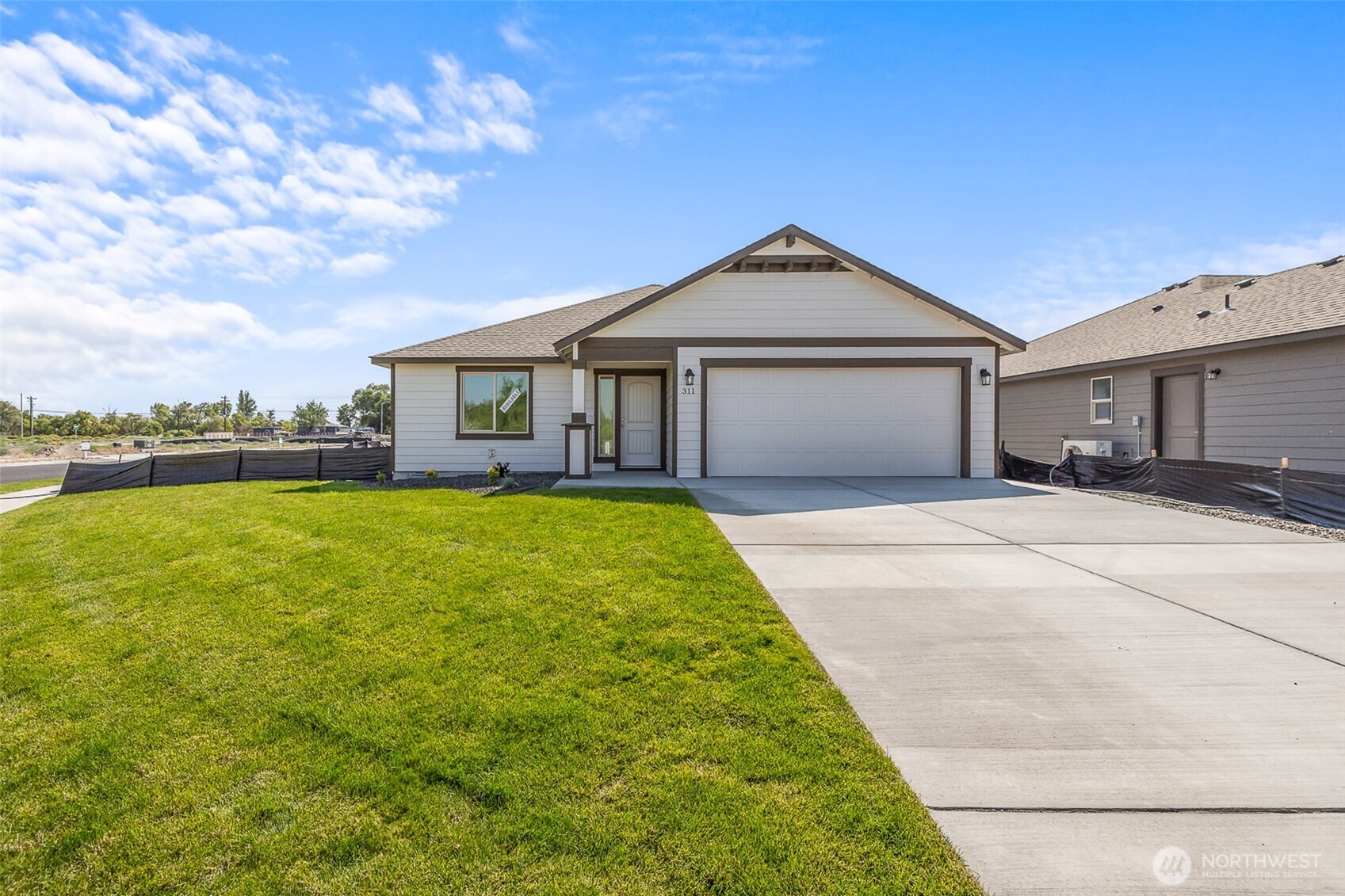 311 Sandy Loop Moses Lake, WA 98837 - Photo 1 of 24 Gallery Image 1