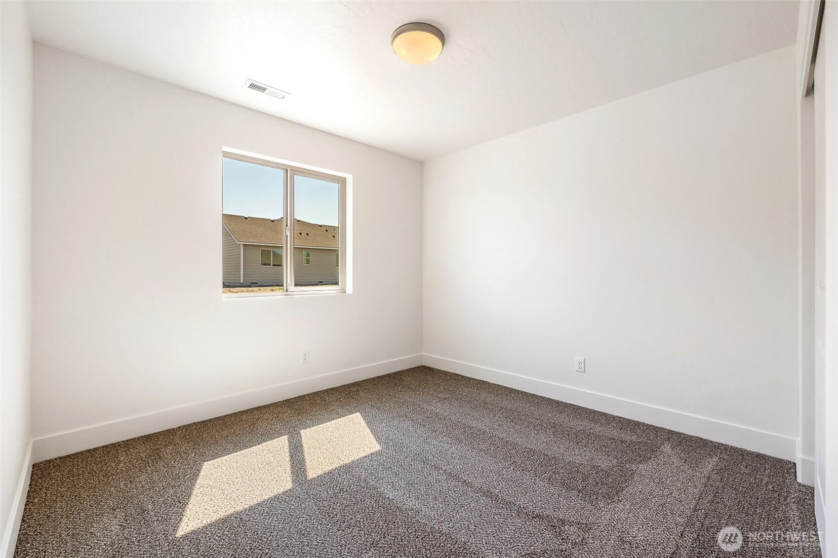 311 Sandy Loop Moses Lake, WA 98837 - Photo 13 of 24 Gallery Image 13
