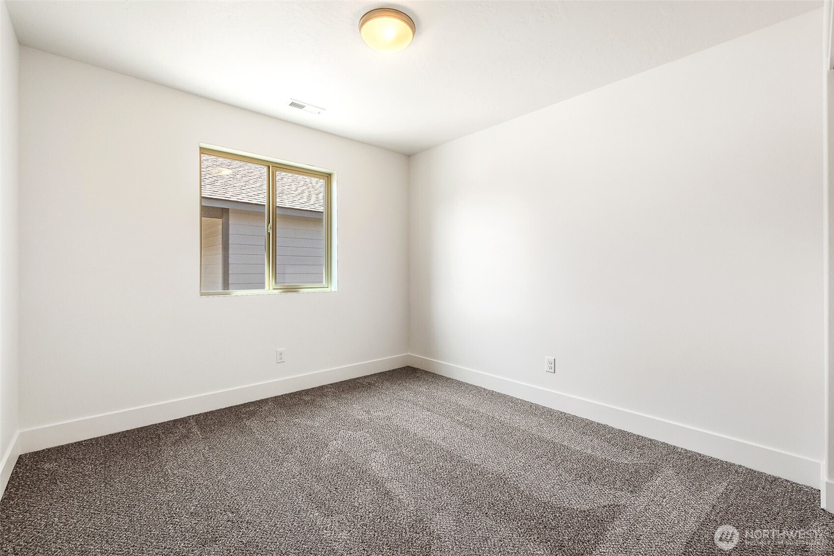 311 Sandy Loop Moses Lake, WA 98837 - Photo 15 of 24 Gallery Image 15