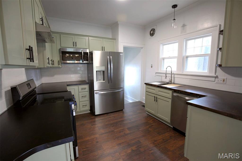 616 West Edwards Street Vandalia, IL 62471 - Photo 21 of 31