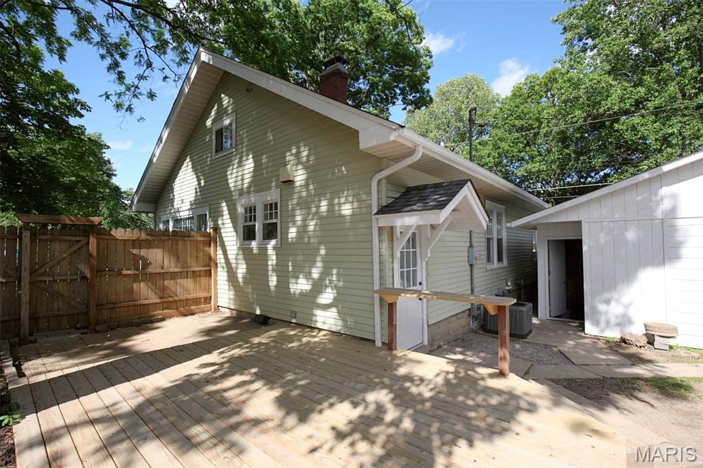 616 West Edwards Street Vandalia, IL 62471 - Photo 28 of 31