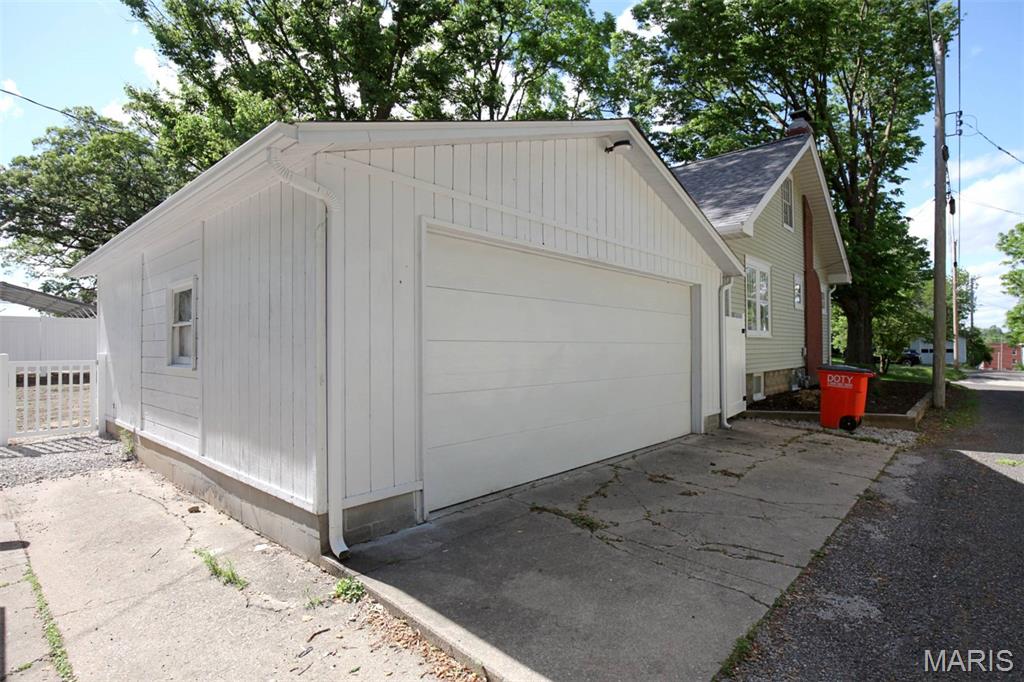 616 West Edwards Street Vandalia, IL 62471 - Photo 31 of 31