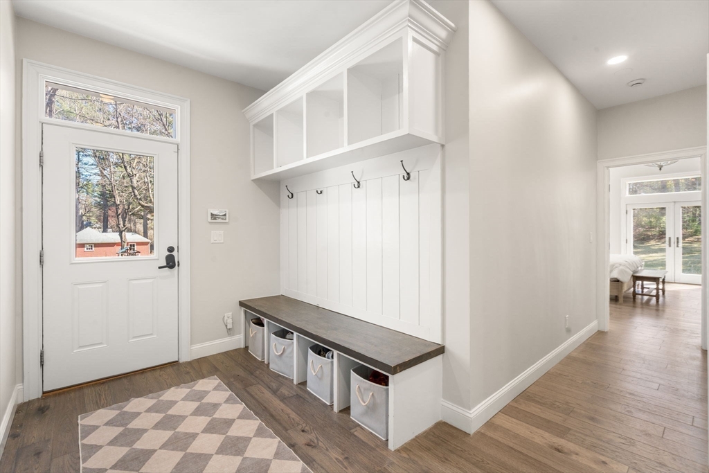 27 Silver Hill Road Weston, MA 02493 - Photo 12 of 25 Gallery Image 12