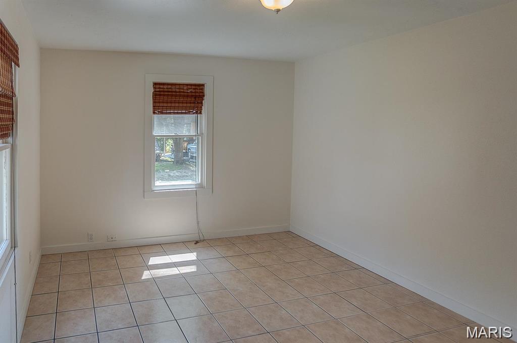 128 South Meridian Road Glen Carbon, IL 62034 - Photo 10 of 11