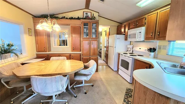 $134,900 | 3333 26th Avenue East, Unit 1132, Bradenton, FL 34208