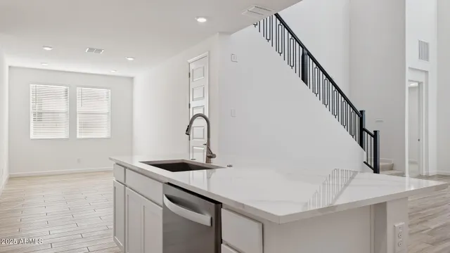 $754,330 | 6988 West Buckhorn Trail, Peoria, AZ 85383