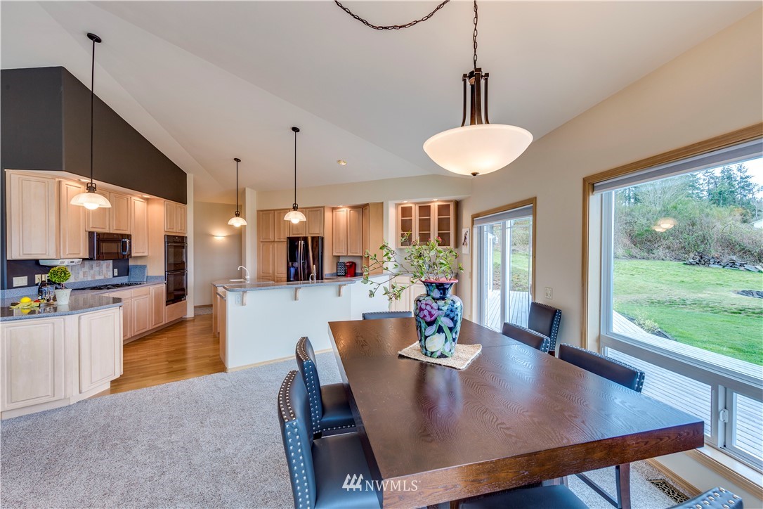 166 Madrona Vista Road Port Ludlow, WA 98365 - Photo 10 of 25 Gallery Image 10