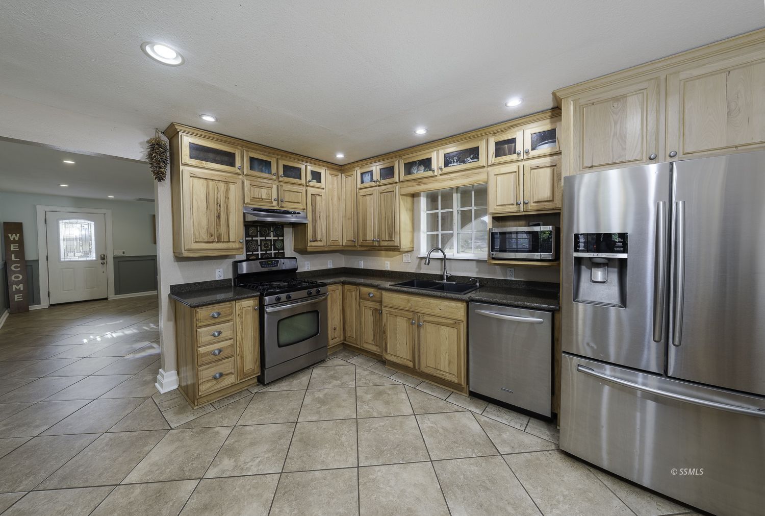 1919 Autumn Avenue Ridgecrest, CA 93555 - Photo 8 of 43