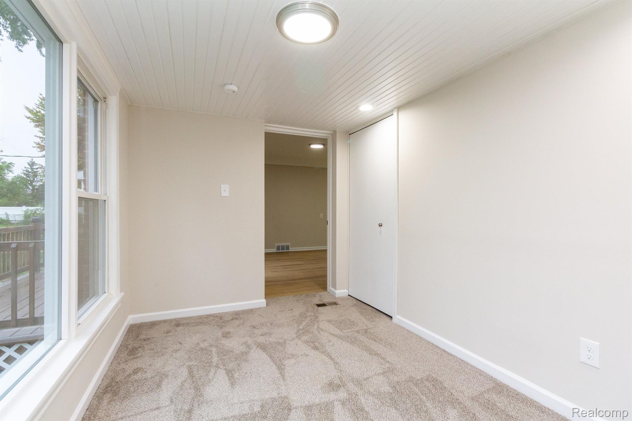 8128 Racine Road Warren, MI 48093 - Photo 16 of 22 Gallery Image 16