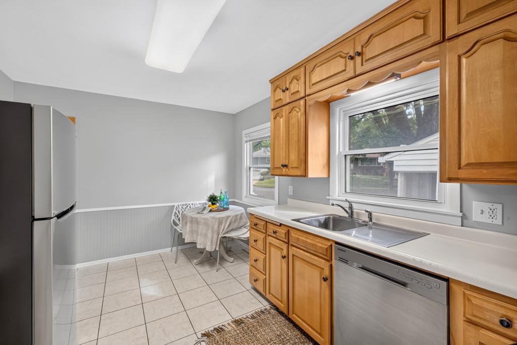 1438 15th Avenue Northwest Rochester, MN 55901 - Photo 13 of 40 Gallery Image 13