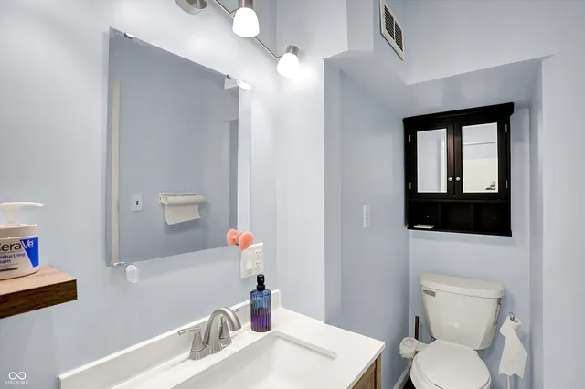 $239,900 | 3220 Chamberlin Drive, Indianapolis, IN 46227