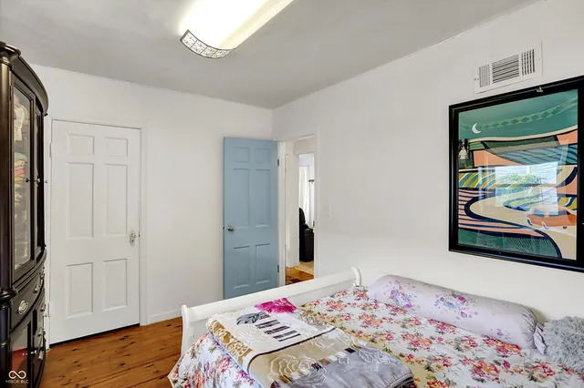 $239,900 | 3220 Chamberlin Drive, Indianapolis, IN 46227