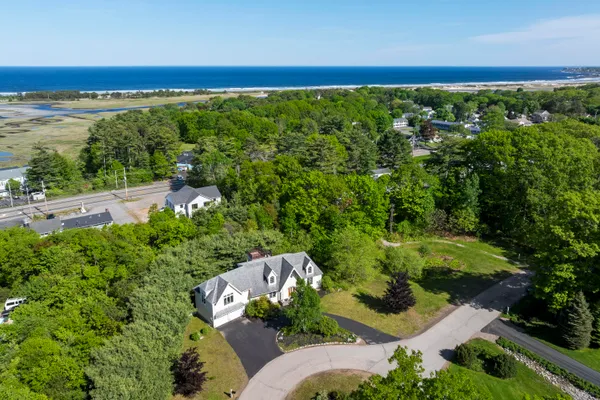 $1,650,000 | 84 Ocean Heights Lane, Ogunquit, ME 03907