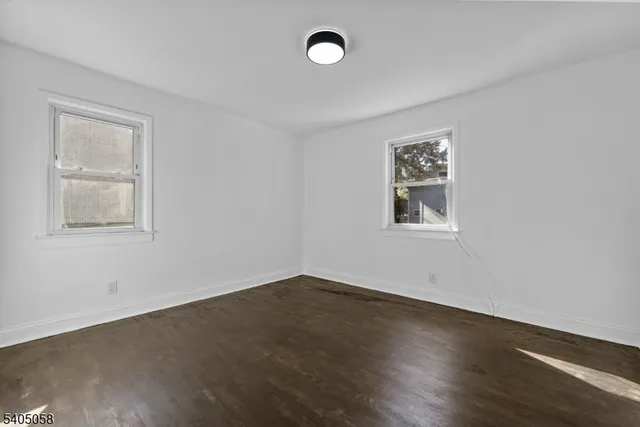 $2,400 | 514 Lafayette Avenue, Passaic, NJ 07055