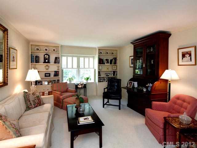 3532 Colony Road, Unit C Charlotte, NC 28211 - Photo 2 of 10 Gallery Image 2