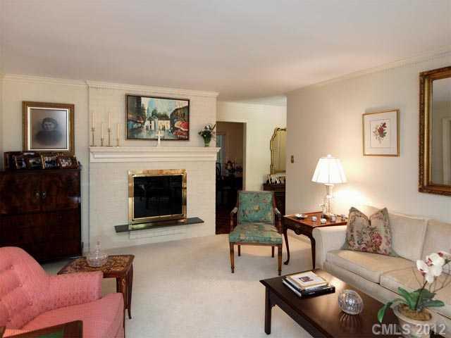 3532 Colony Road, Unit C Charlotte, NC 28211 - Photo 3 of 10 Gallery Image 3