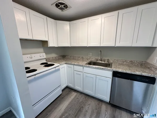 $125,000 | 13 Burgundy Hill Lane, Unit 13, Middletown, CT 06457