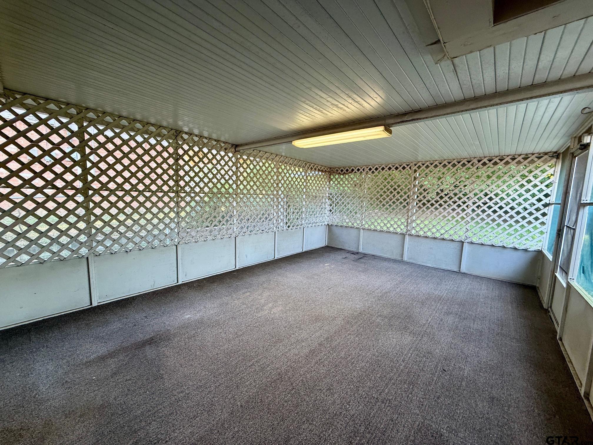 901 Golden Road Tyler, TX 75701 - Photo 3 of 13