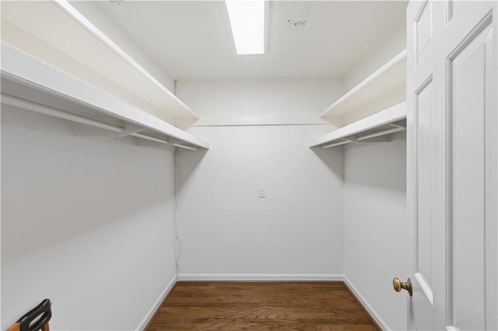 10 Mooregate Square Northwest, Unit 10 Atlanta, GA 30327 - Photo 22 of 36
