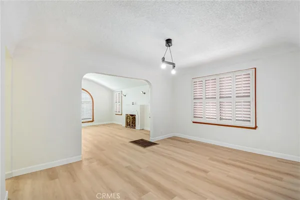 $809,900 | 7422 Brighton Avenue, Los Angeles, CA 90047