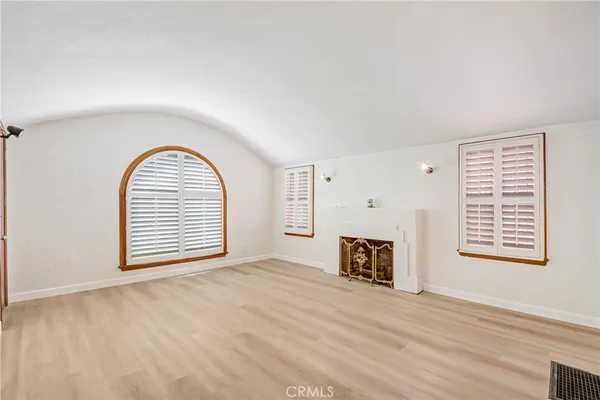 $809,900 | 7422 Brighton Avenue, Los Angeles, CA 90047