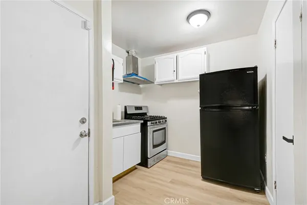 $809,900 | 7422 Brighton Avenue, Los Angeles, CA 90047