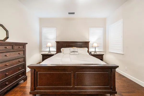 $949,900 | 1731 North Hanson Avenue, Clovis, CA 93619