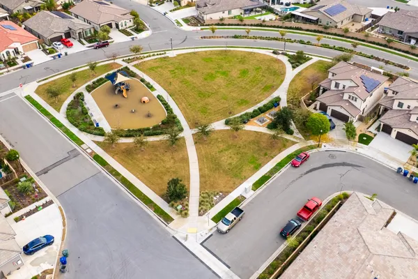 $934,900 | 1731 North Hanson Avenue, Clovis, CA 93619