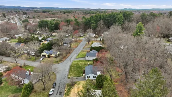 $495,000 | 5 Westview Terrace, Easthampton, MA 01027