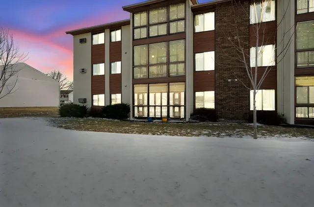 $139,900 | 2679 Albion Avenue, Unit 208, Fairmont, MN 56031