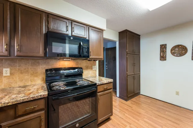 $139,900 | 2679 Albion Avenue, Unit 208, Fairmont, MN 56031