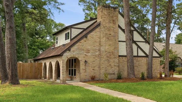 $319,900 | 8122 Oak Moss Drive, Spring, TX 77379