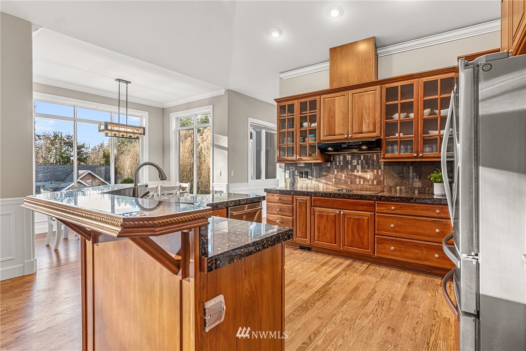 6809 Picnic Point Road Edmonds, WA 98026 - Photo 12 of 40 Gallery Image 12