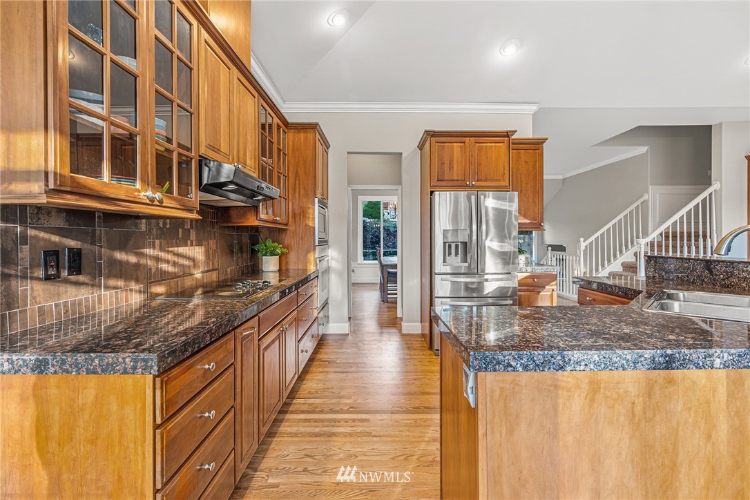 6809 Picnic Point Road Edmonds, WA 98026 - Photo 13 of 40 Gallery Image 13