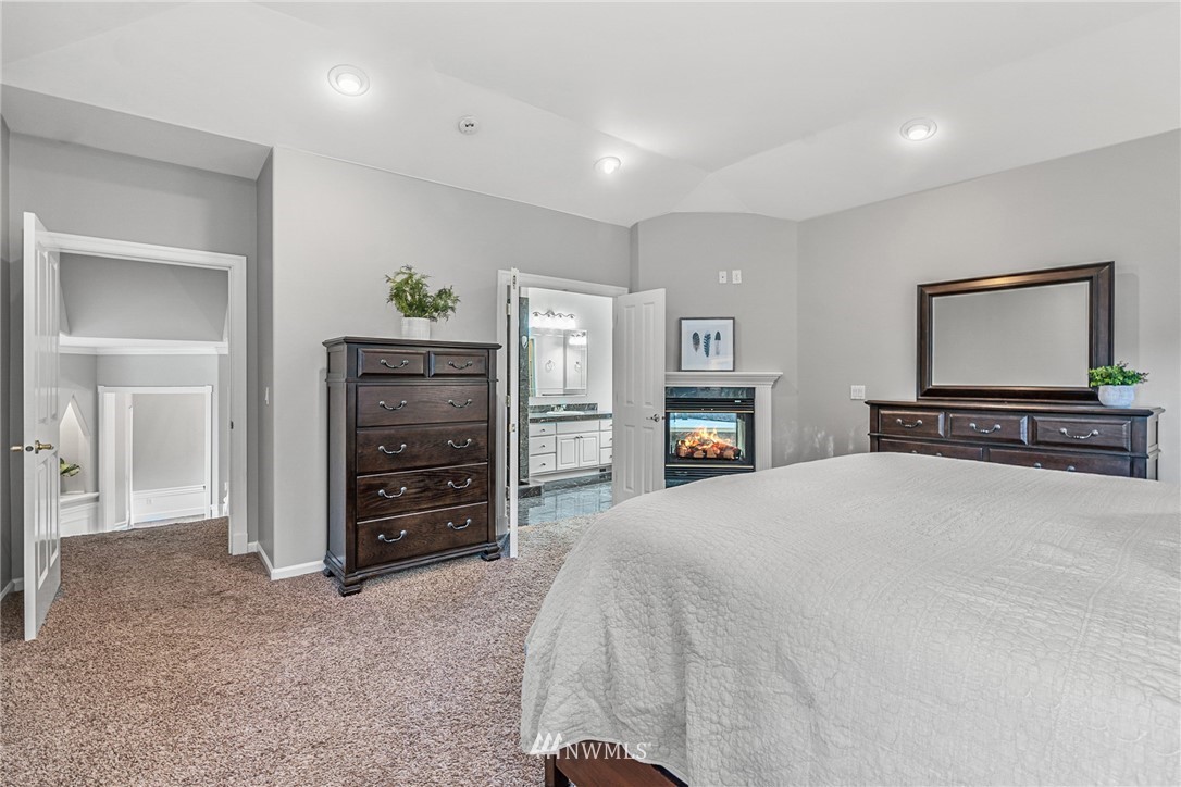 6809 Picnic Point Road Edmonds, WA 98026 - Photo 18 of 40 Gallery Image 18