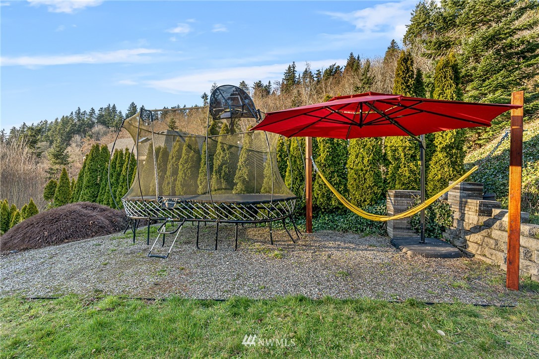 6809 Picnic Point Road Edmonds, WA 98026 - Photo 32 of 40 Gallery Image 32