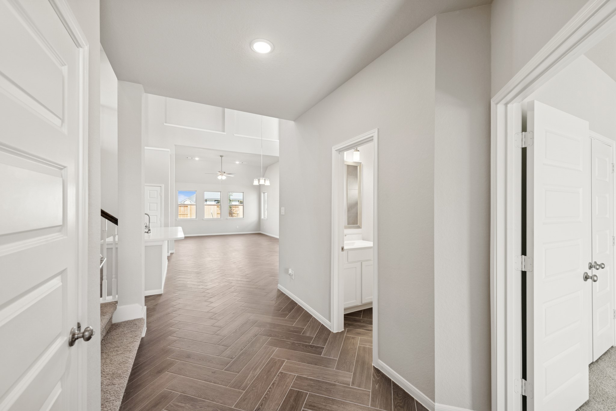 32406 Mimosa Ridge Lane Waller, TX 77484 - Photo 2 of 28 Inviting foyer