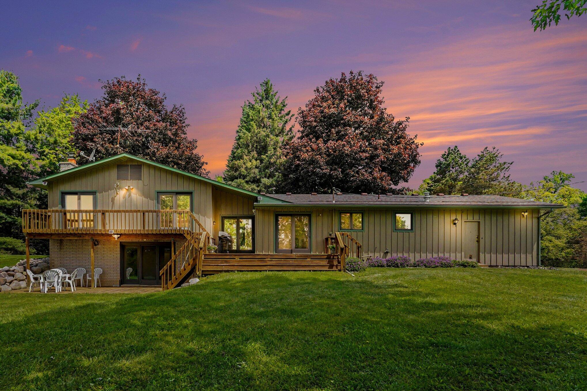 13650 Spencer Road Milford, MI 48380 - Photo 1 of 38 001_file_8882