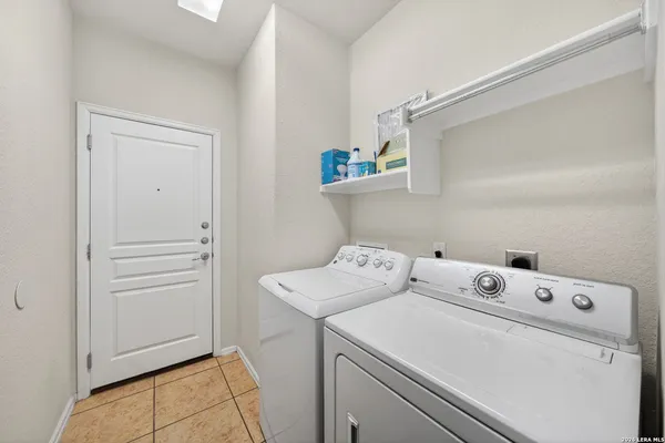 $2,450 | 15910 Sight Scape, San Antonio, TX 78255