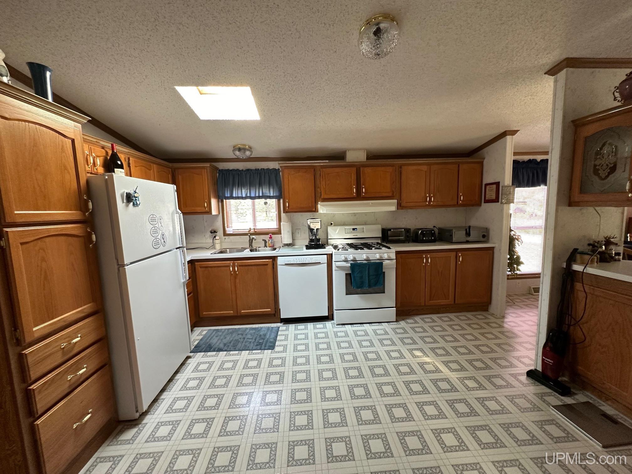 N13515 Newberg Road Channing, MI 49815 - Photo 6 of 51
