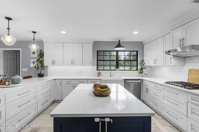 $750,000 | 105 Dairy Road, Melrose, FL 32666