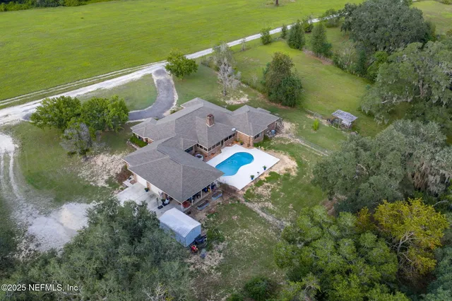 $750,000 | 105 Dairy Road, Melrose, FL 32666