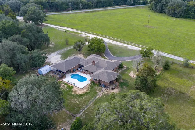 $750,000 | 105 Dairy Road, Melrose, FL 32666