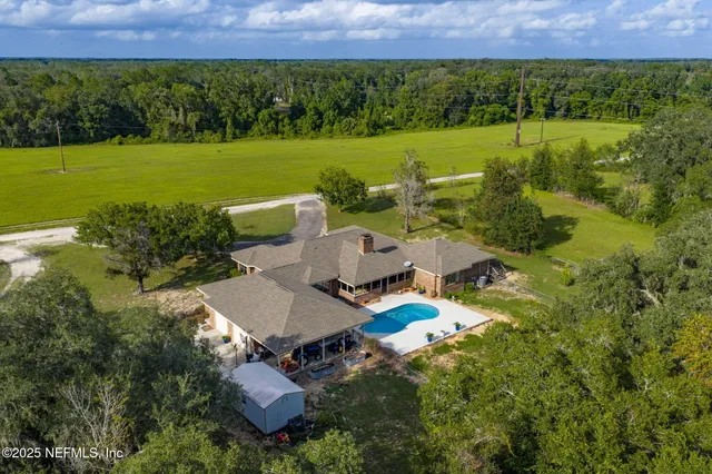 $750,000 | 105 Dairy Road, Melrose, FL 32666
