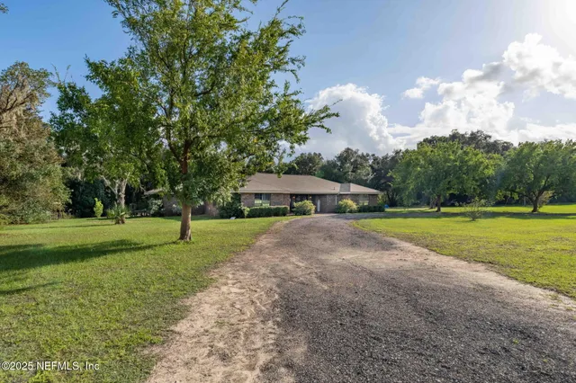 $750,000 | 105 Dairy Road, Melrose, FL 32666