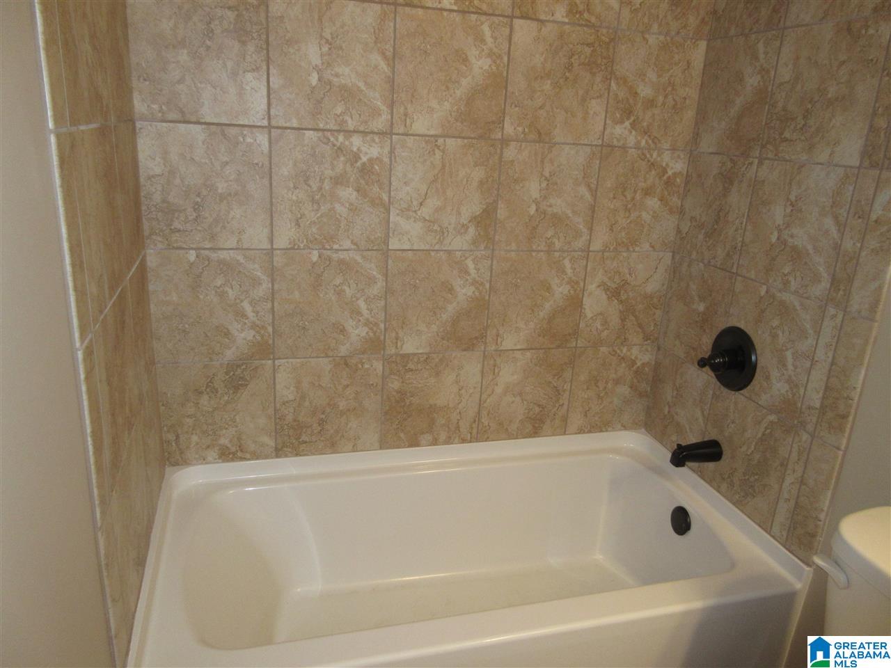 124 Hickory Street Alabaster, AL 35114 - Photo 24 of 27