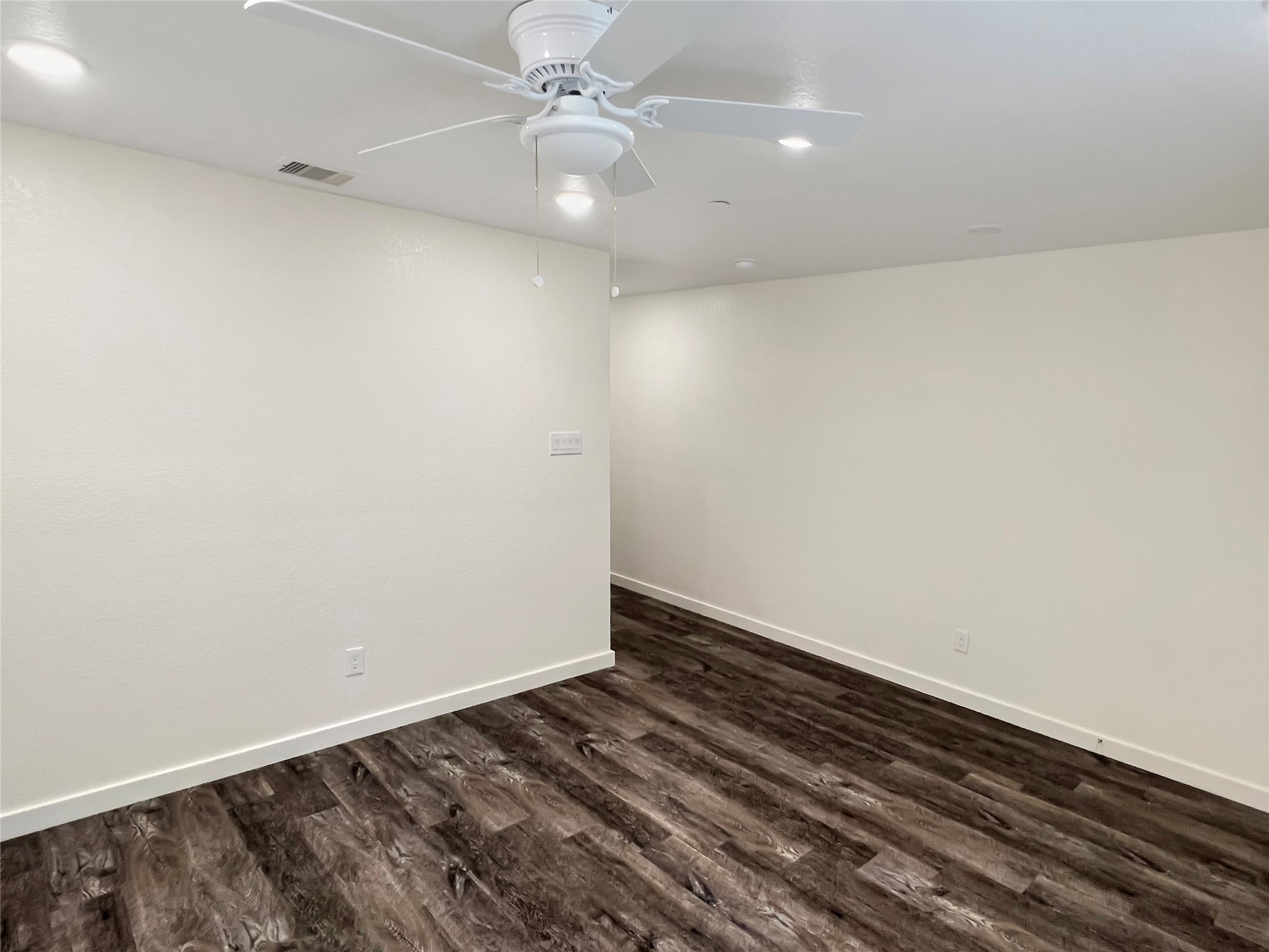 21155 Gosling Road, Unit 48 AD Spring, TX 77388 - Photo 8 of 20 a view of an empty room