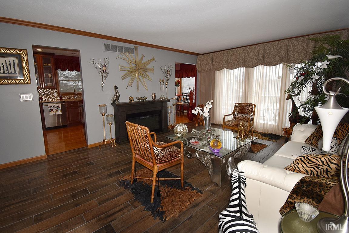 1123 Spring Brooke Drive Goshen, IN 46528 - Photo 9 of 36