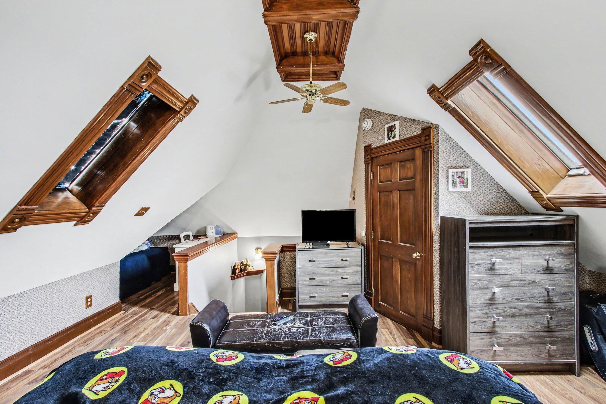 414 East Clark Street Crown Point, IN 46307 - Photo 19 of 26 2038x1359